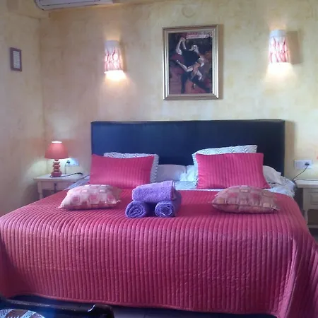 Hostal Don Peque (Adults Only)