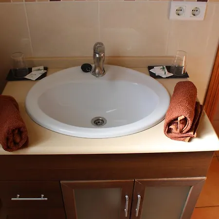 Hostal Don Peque (Adults Only) 2*