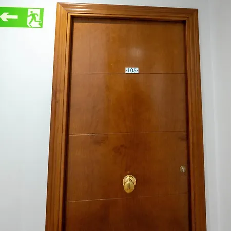 Hostal Don Peque (Adults Only) 2*