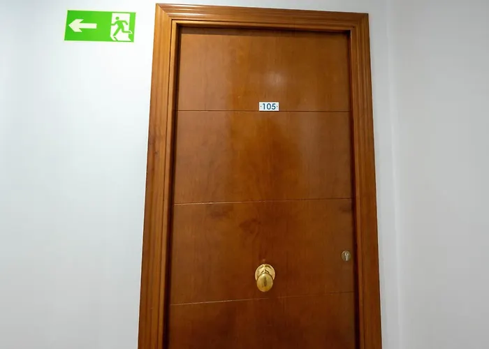 Hostal Don Peque (Adults Only) 2*