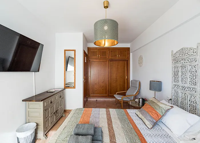 Hostal Don Peque (Adults Only)