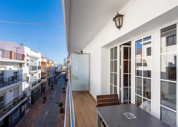 Bed & Breakfast Hostal Don Peque (Adults Only)