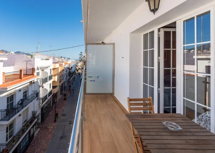 Bed & Breakfast Hostal Don Peque (Adults Only)