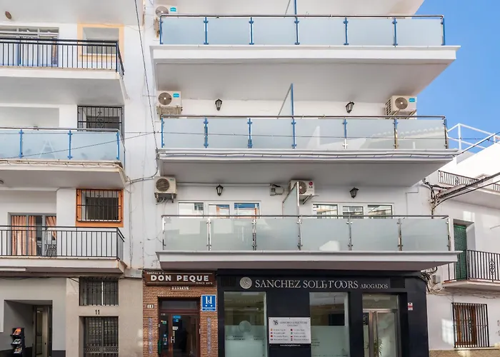 Bed & Breakfast Hostal Don Peque (Adults Only)